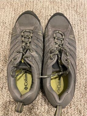 Columbia women’s Hiking Shoes